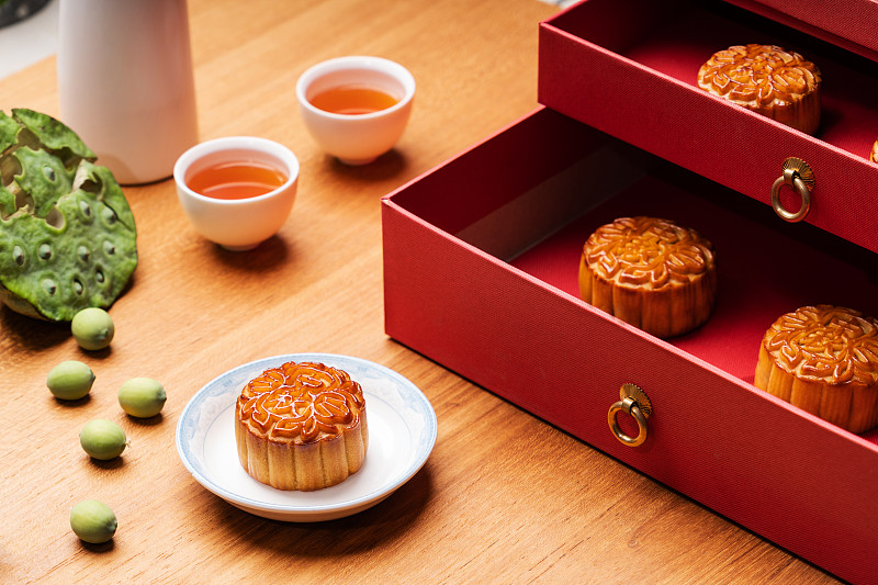中国传统节日中秋节美食月饼图片素材