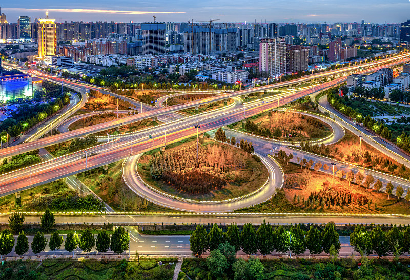 中国河南郑州花园路城市立交桥夜景图片下载