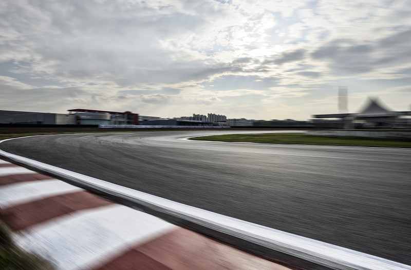 F1赛道运动模糊速度特效图片下载