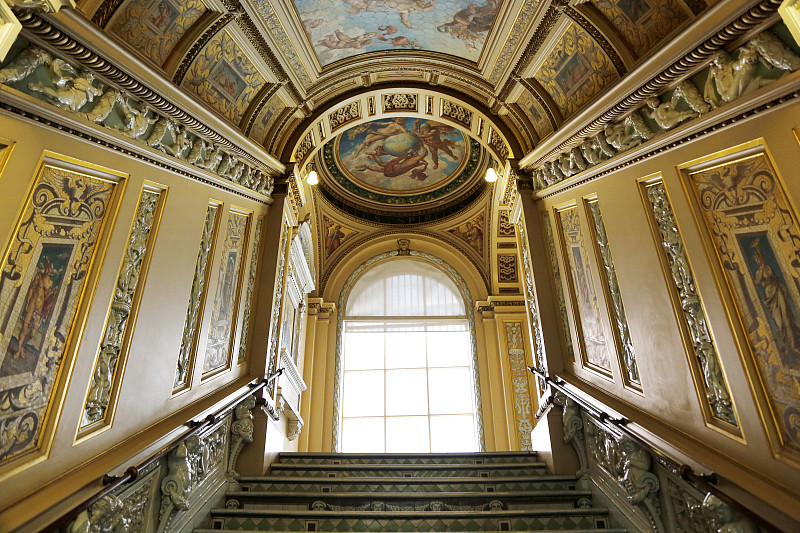 欧式风格楼梯和回廊图片素材