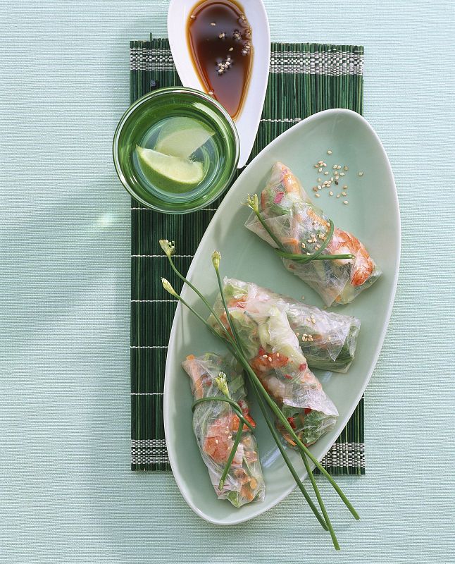 亚洲米纸虾卷图片下载