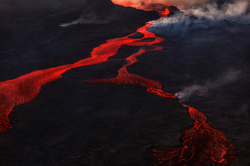 冰岛Bardarbunga火山喷发，Holuhraun图片下载