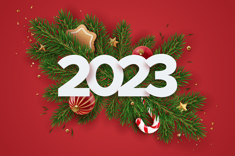 2023年新年快乐横幅，有糖果，冷杉早午餐和圣诞元素。节日红色背景与现实的装饰图片下载