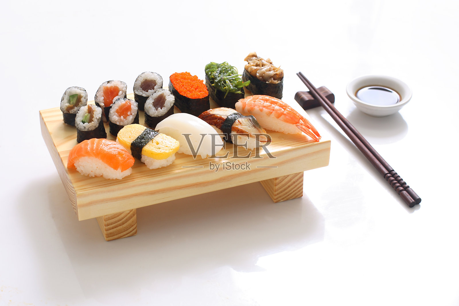 一种优雅、美味的寿司照片摄影图片