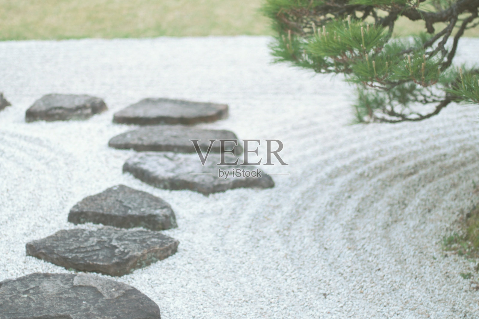 日本花园中的岩石照片摄影图片