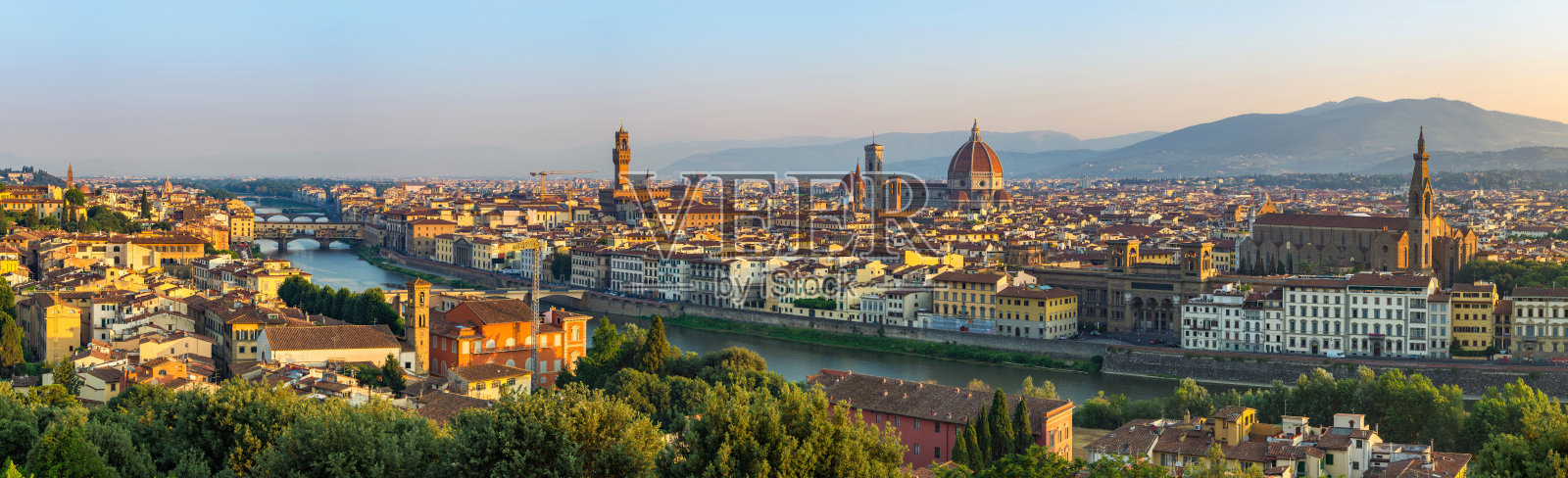 佛罗伦萨全景城市天际线，意大利照片摄影图片