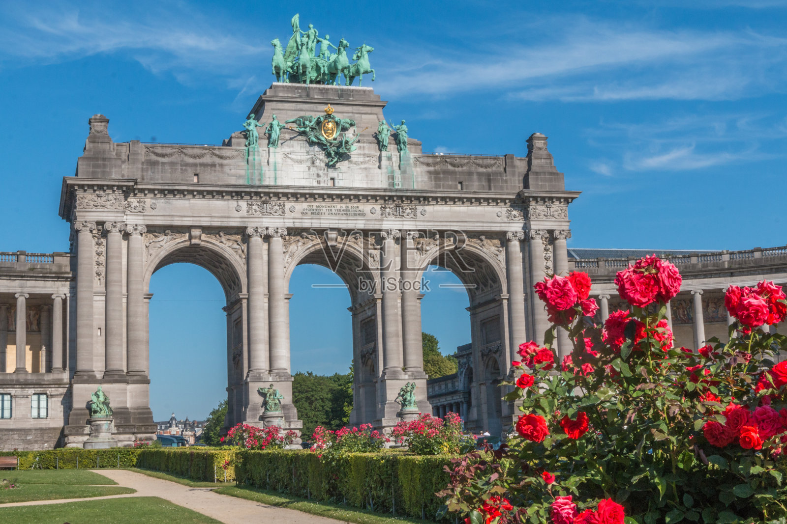 布鲁塞尔的Cinquantinaire拱门照片摄影图片