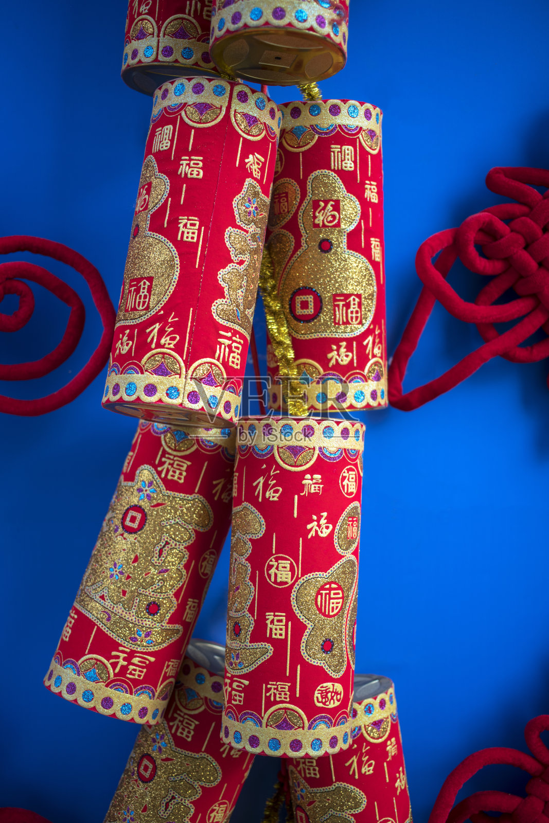 中国春节的纸烟花装饰照片摄影图片