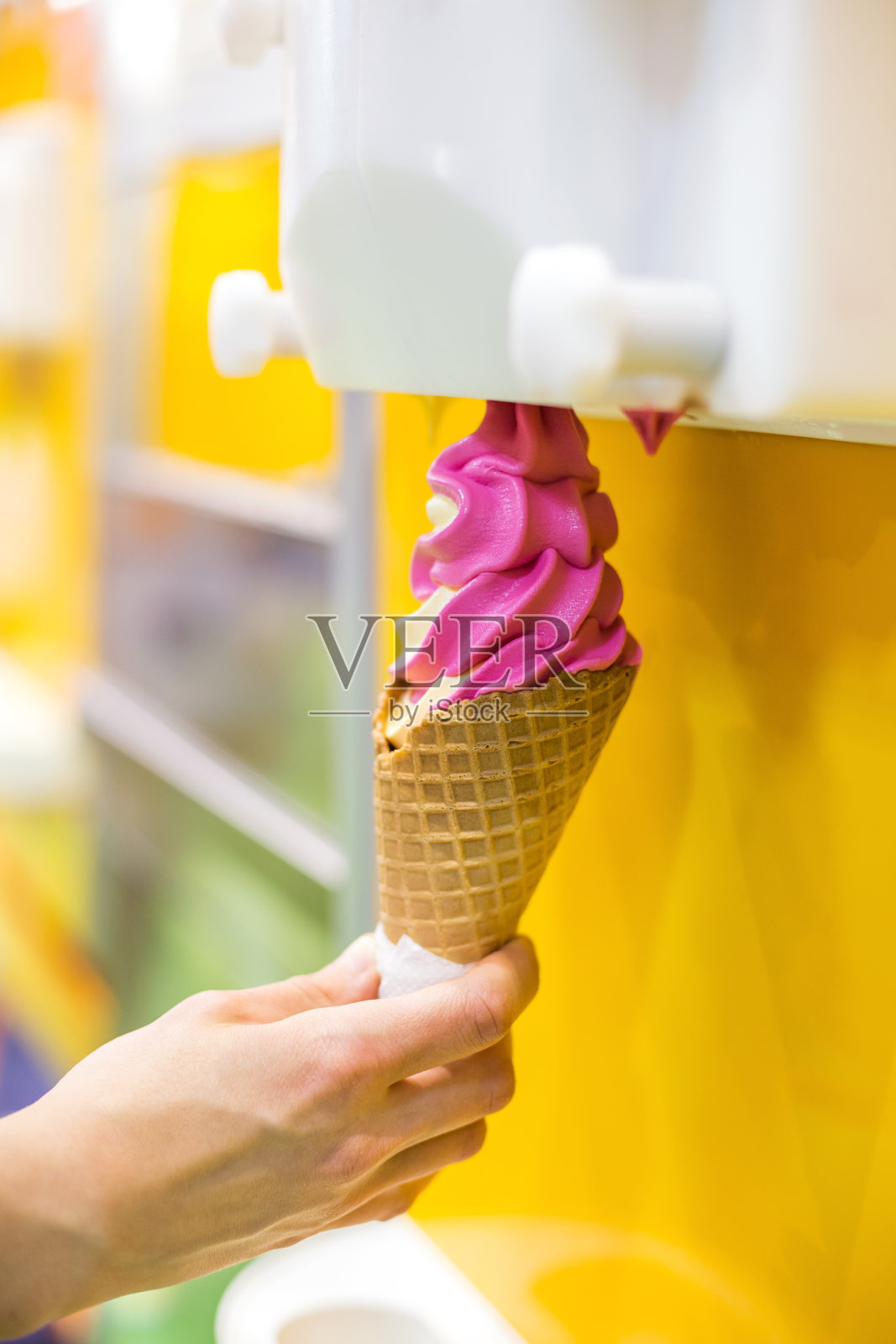 冰淇淋照片摄影图片