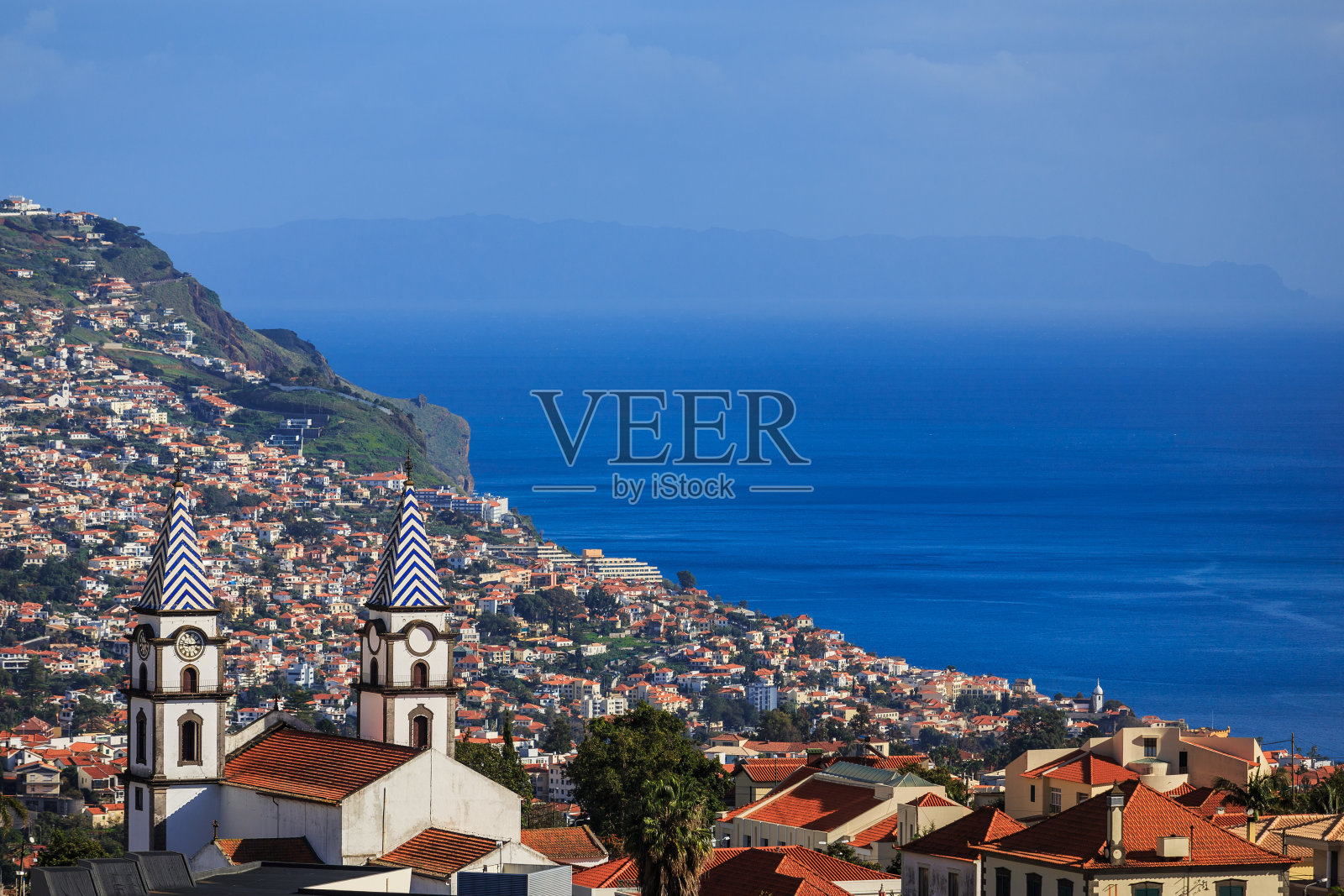 葡萄牙马德拉岛Funchal的全景照片摄影图片