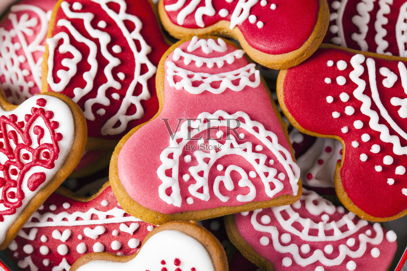 情人节的红色和粉色心形饼干全框架宏照片摄影图片