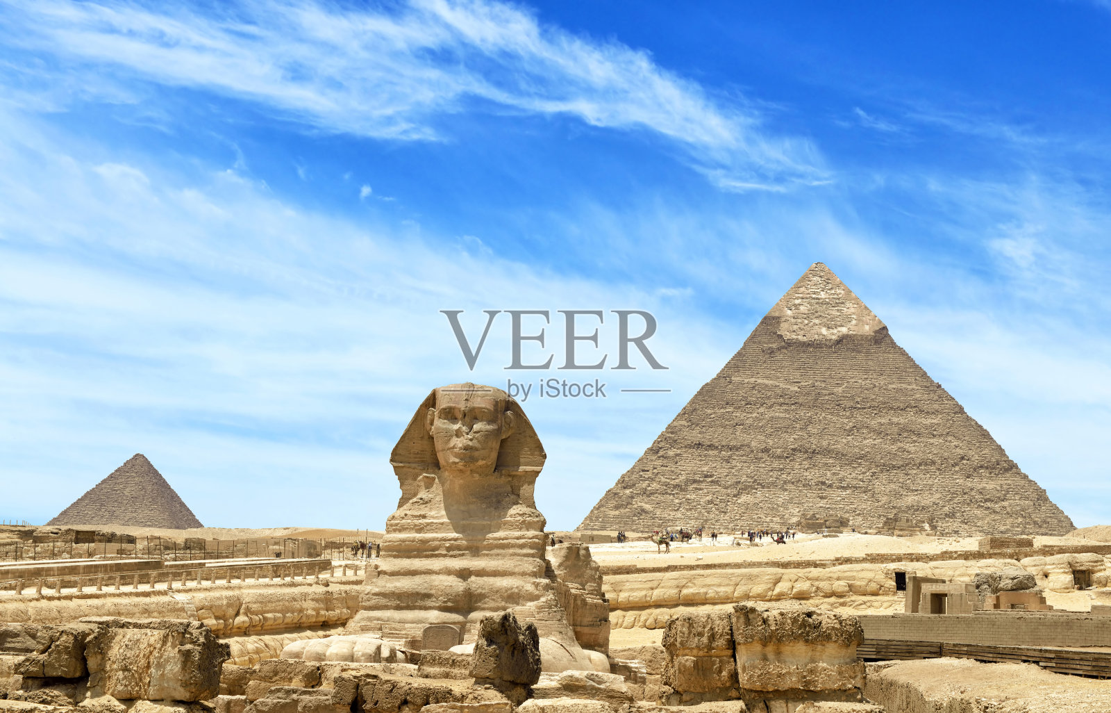 埃及开罗的吉萨金字塔和狮身人面像照片摄影图片