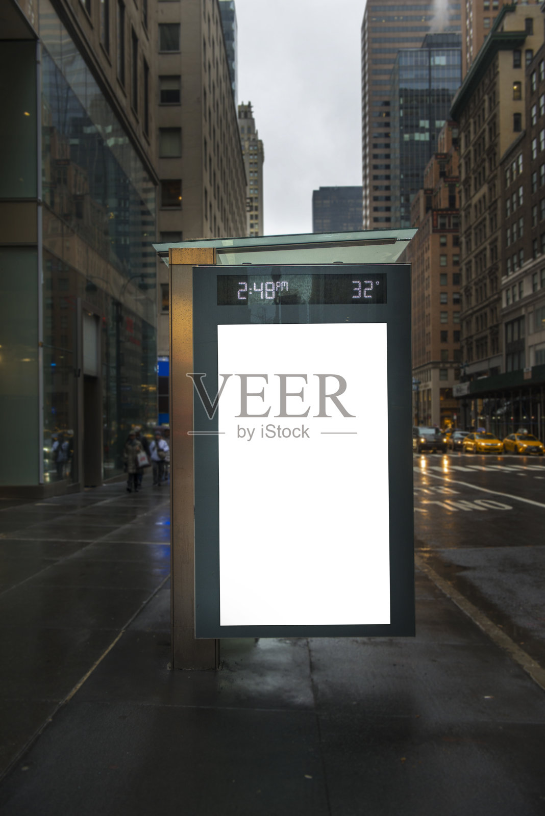 纽约市公共汽车站的空白广告牌照片摄影图片