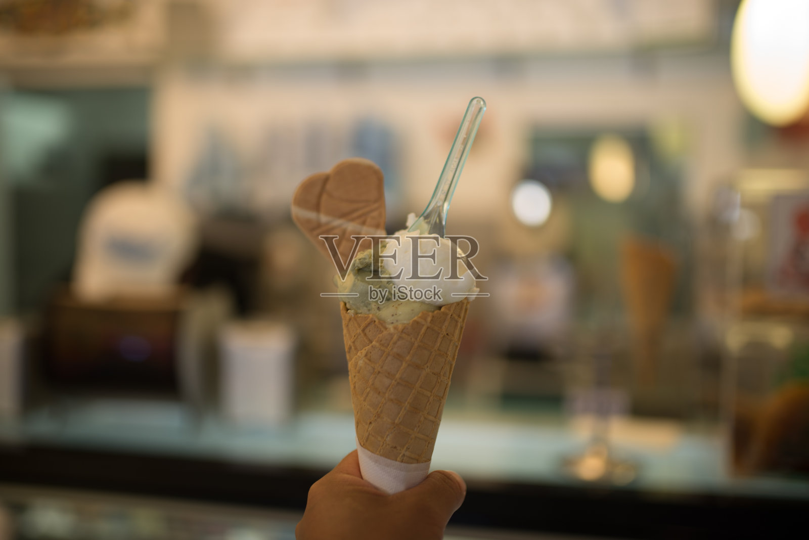 意大利的冰淇淋街照片摄影图片