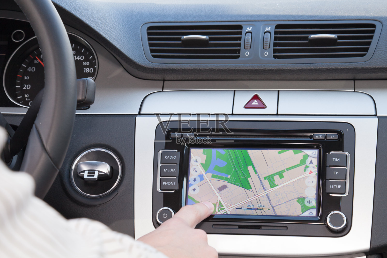 现代汽车的GPS导航照片摄影图片