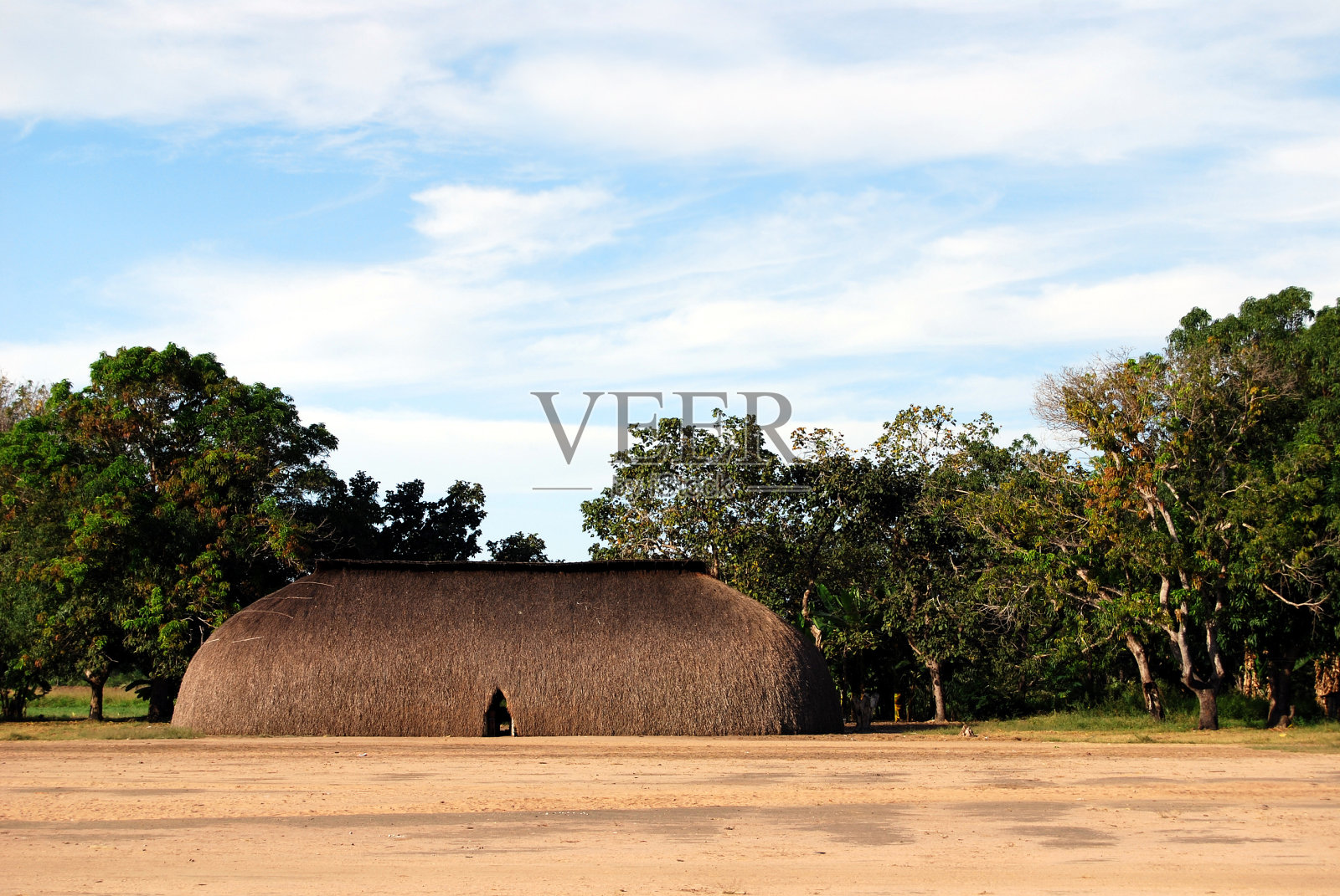 传统亚马逊印第安人的房子照片摄影图片