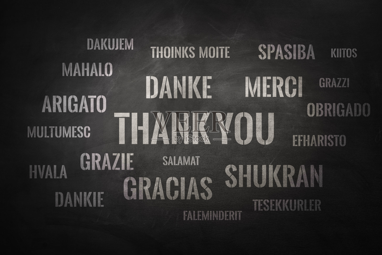 谢谢你在黑板上用许多不同语言写的字云照片摄影图片
