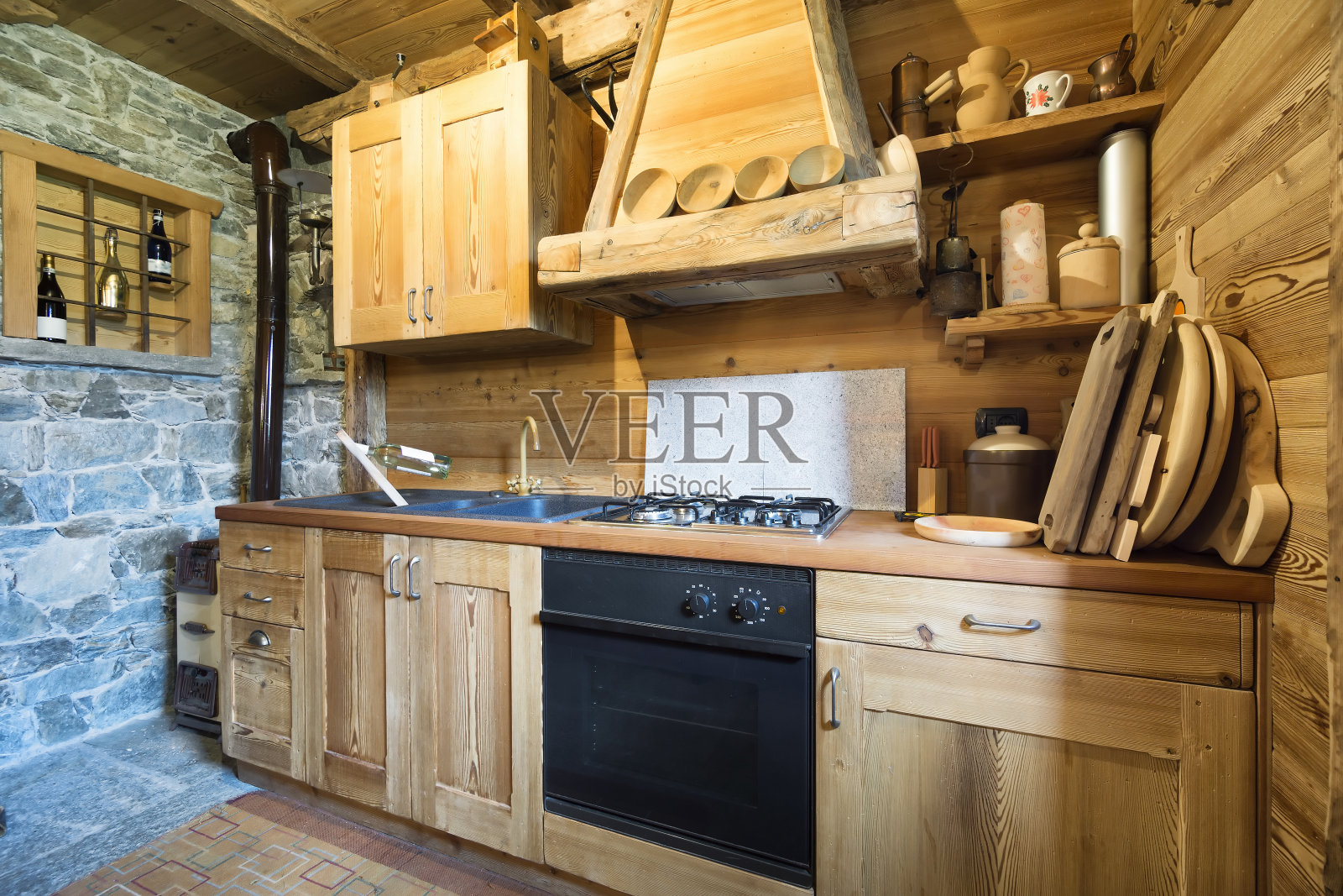 乡村风格的木制厨房照片摄影图片
