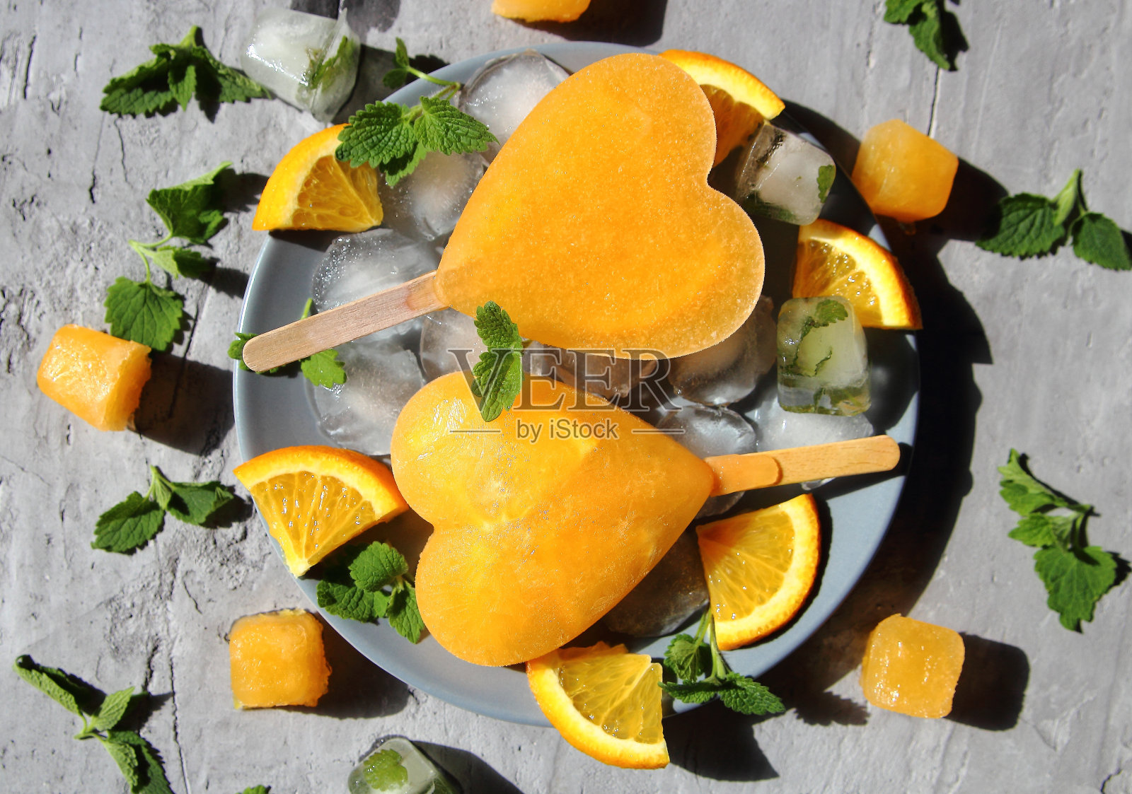 冰冻的橙柠檬水照片摄影图片
