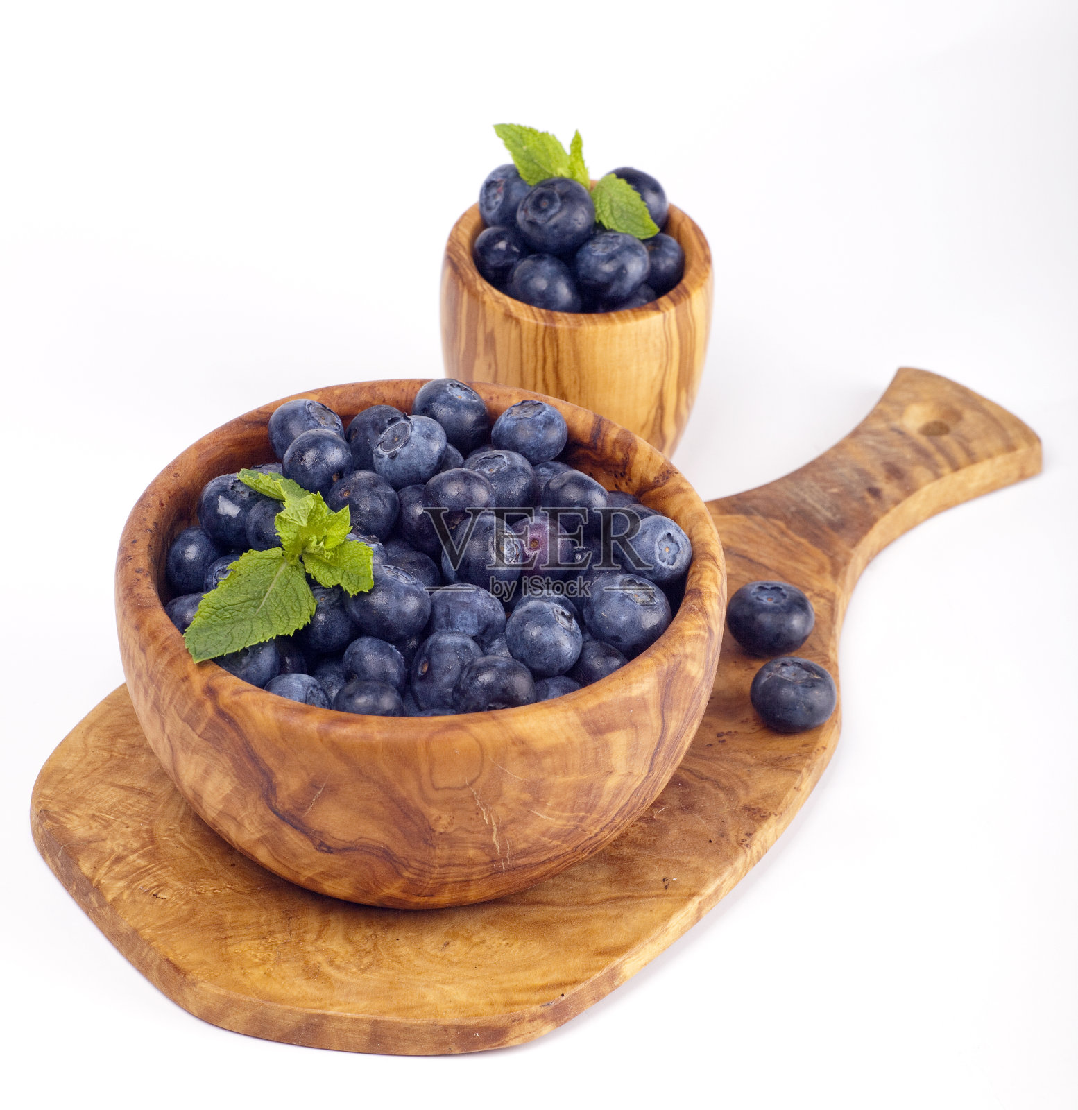 木碗里的蓝莓照片摄影图片