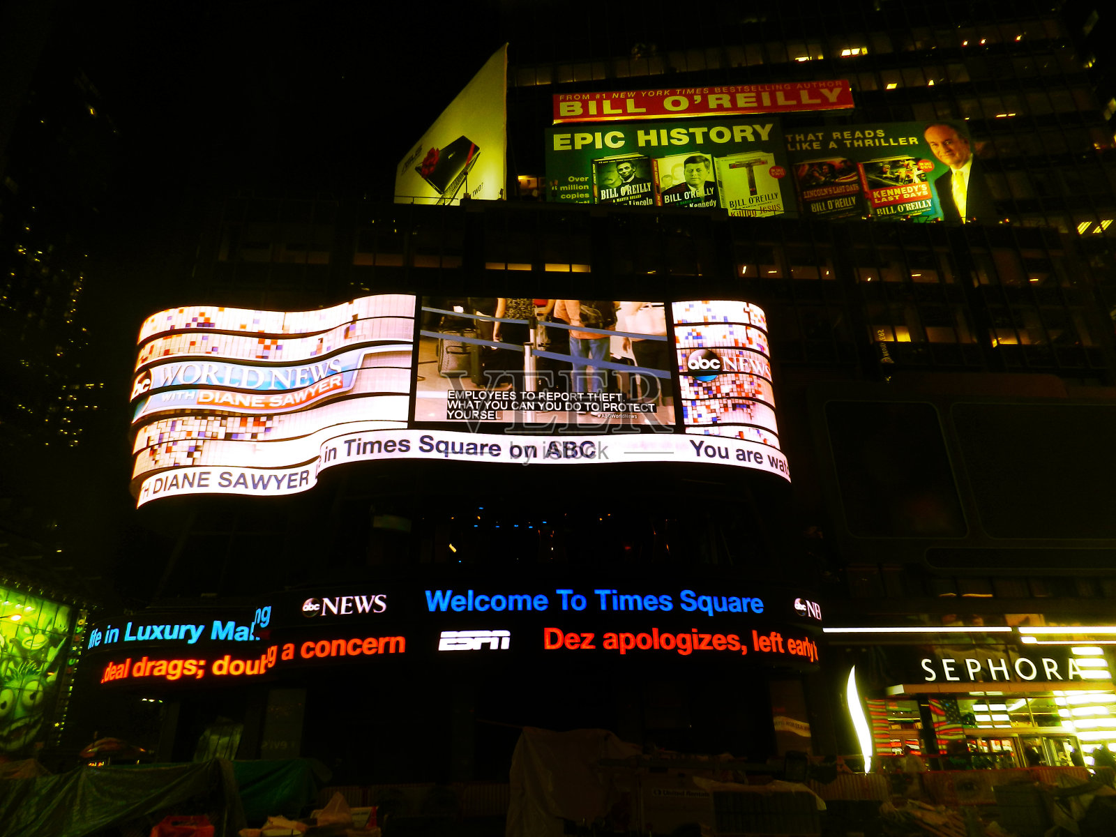 时代广场夜晚的霓虹灯。美国纽约曼哈顿。照片摄影图片