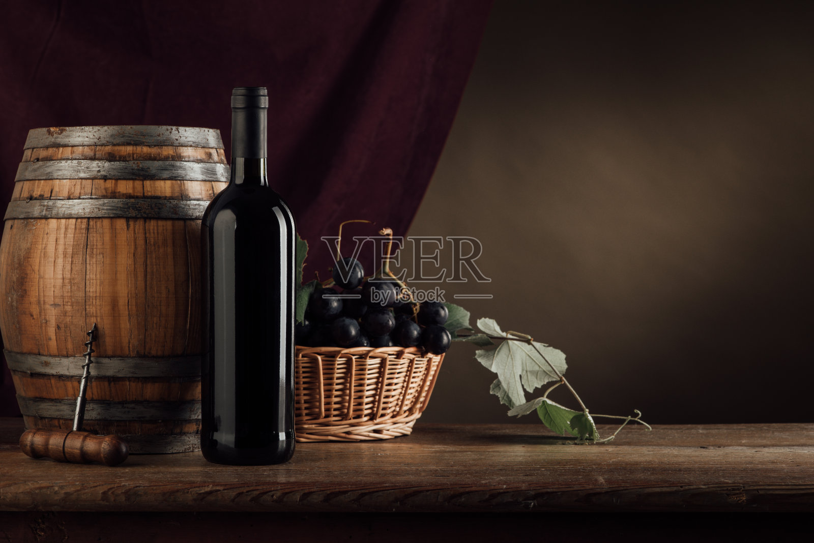 葡萄酒品酒，水果静物照片摄影图片