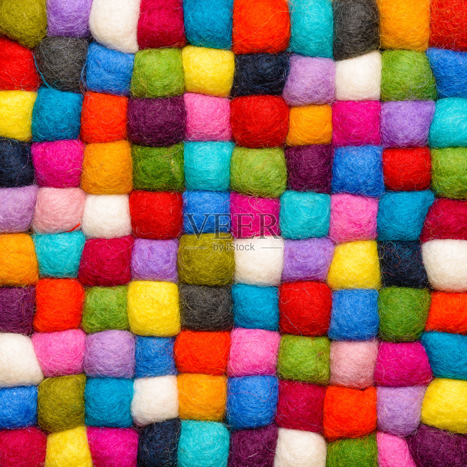 彩色羊毛背景-合成羊毛纱线的球-几何彩虹图案插画图片素材