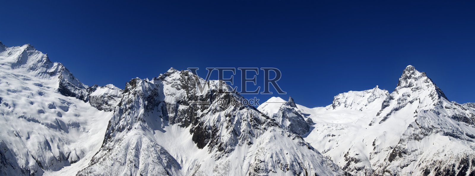 全景高加索山脉照片摄影图片