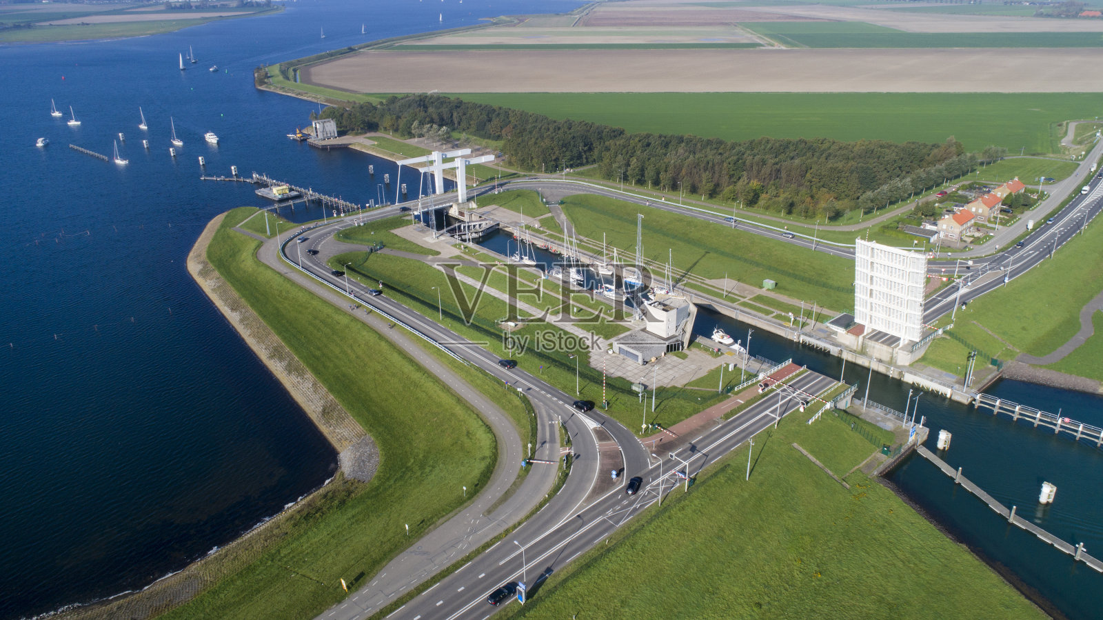 水闸复合体，东部Scheldt -鸟瞰图照片摄影图片
