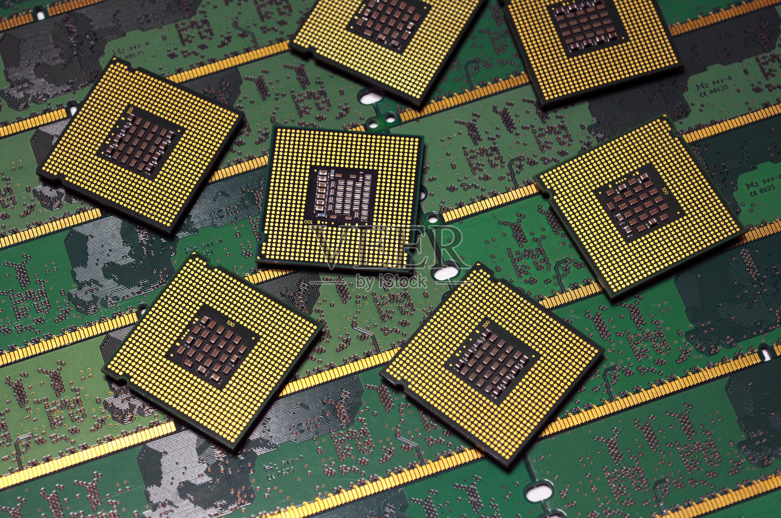 CPU计算机处理器通过RAM内存模块照片摄影图片