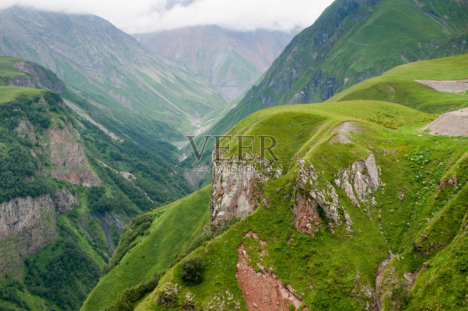 高加索山脉的自然照片摄影图片