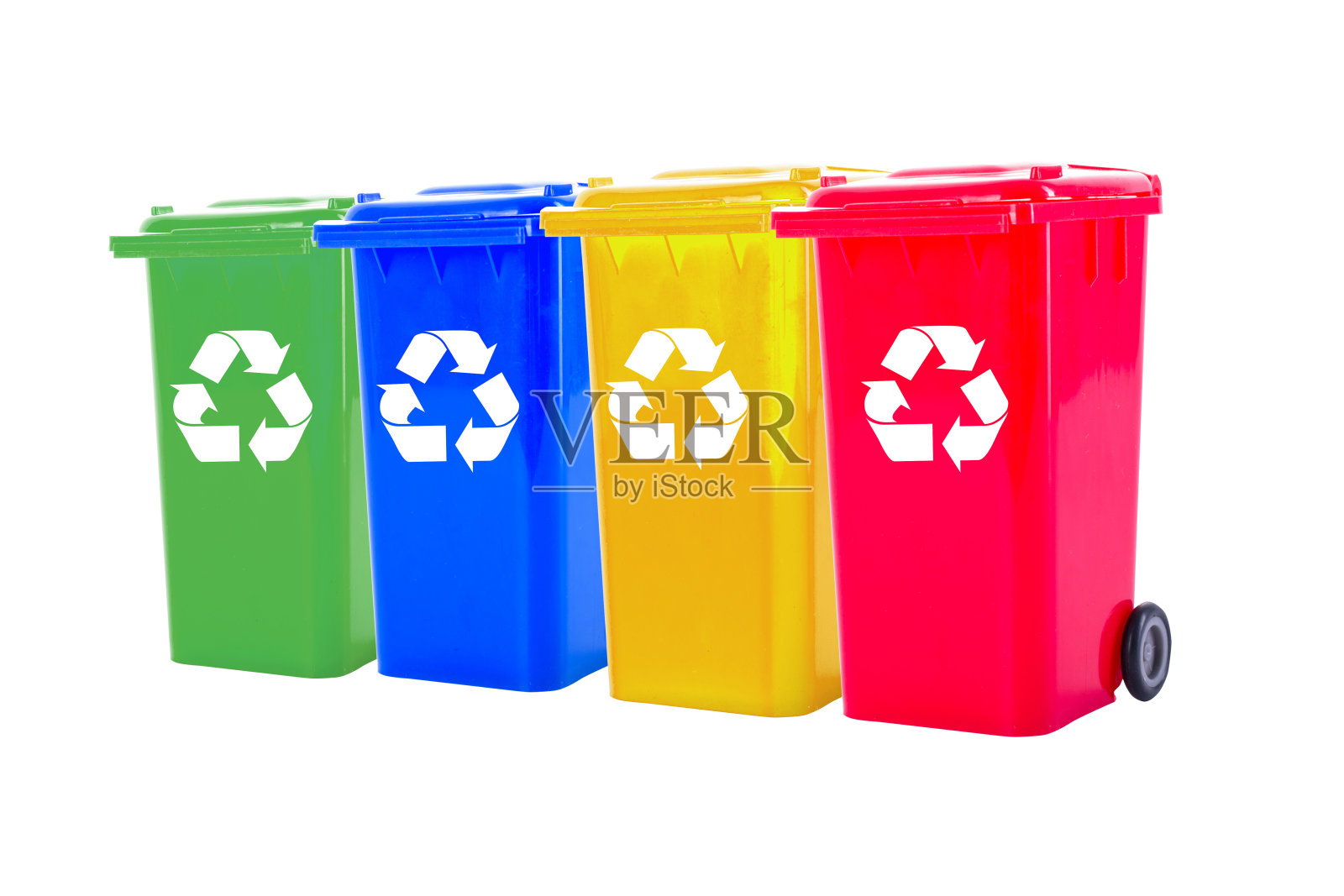 回收站五颜六色的垃圾，你的垃圾和分离类型的对象，再利用，保护我们的环境。照片摄影图片