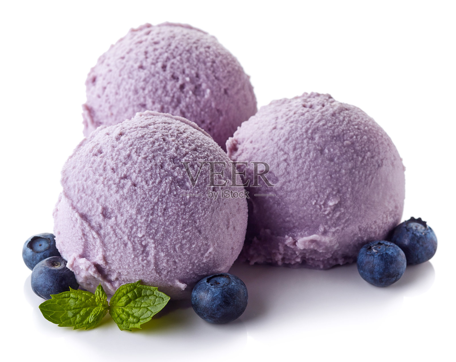 三个蓝莓冰淇淋球照片摄影图片