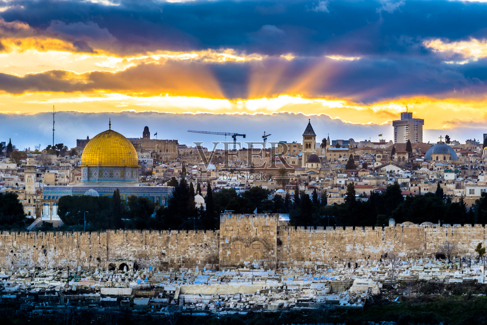 耶路撒冷老城的日落照片摄影图片