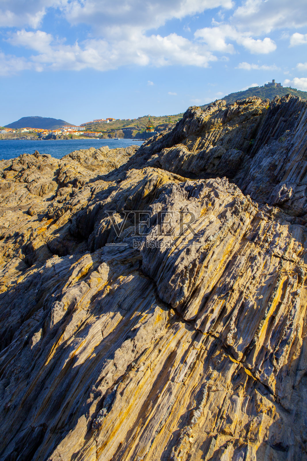 科利乌尔页岩被地中海侵蚀照片摄影图片