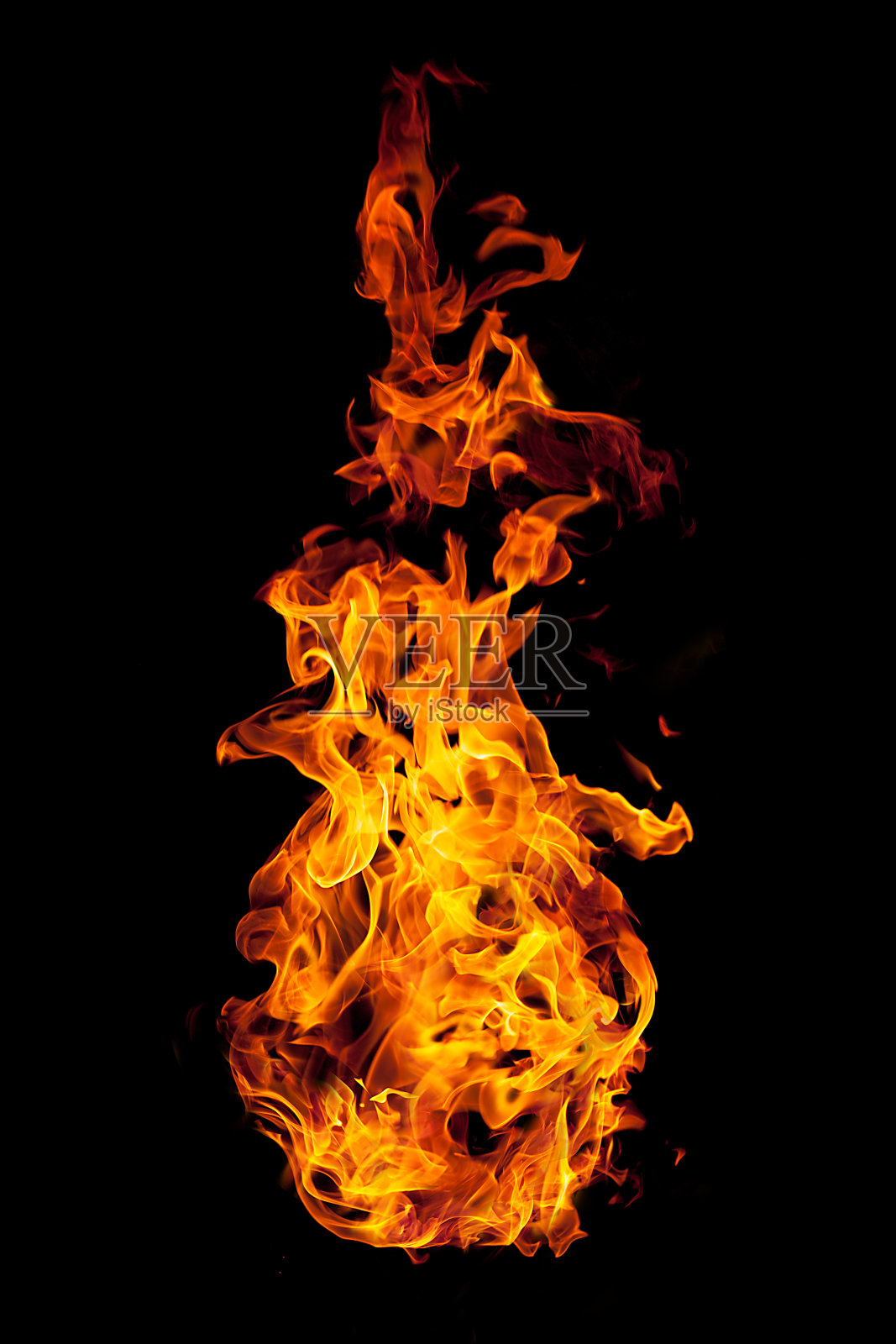 燃烧的火焰孤立在黑色上照片摄影图片