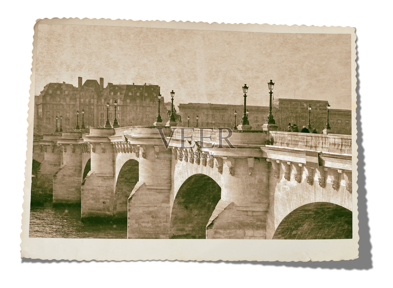旧巴黎的照片。孤立在白色背景上。照片摄影图片
