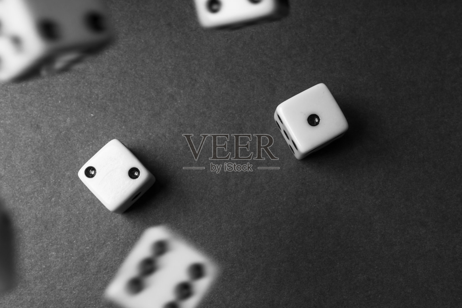 骰子，选择性对焦，黑白照片照片摄影图片
