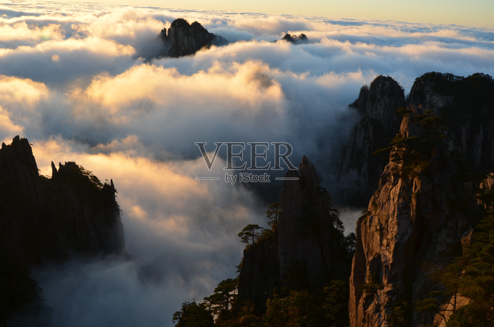 黄色山脉,中国照片摄影图片