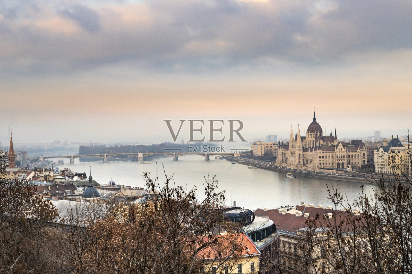 布达佩斯的全景照片摄影图片