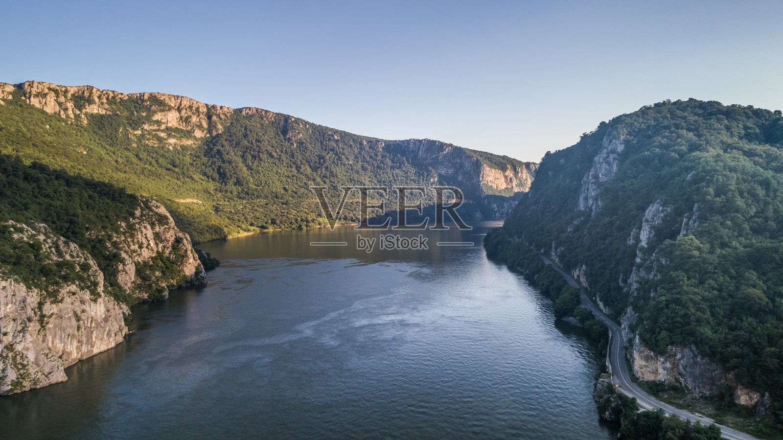 多瑙河峡谷， 罗马尼亚照片摄影图片