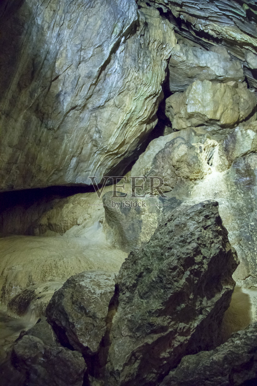 石头洞,Ialomicioarea。罗马尼亚之美照片摄影图片