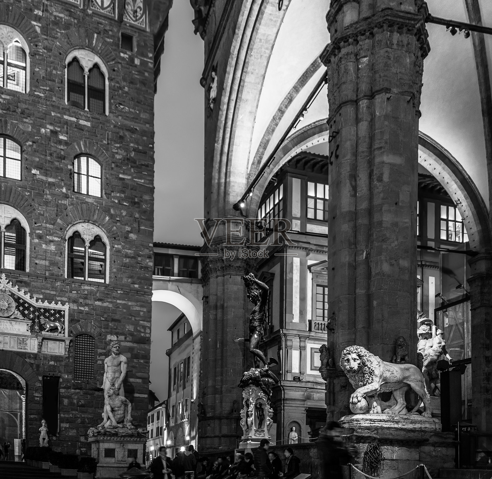 佛罗伦萨的兰齐长廊和韦基奥宫都是黑白的照片摄影图片