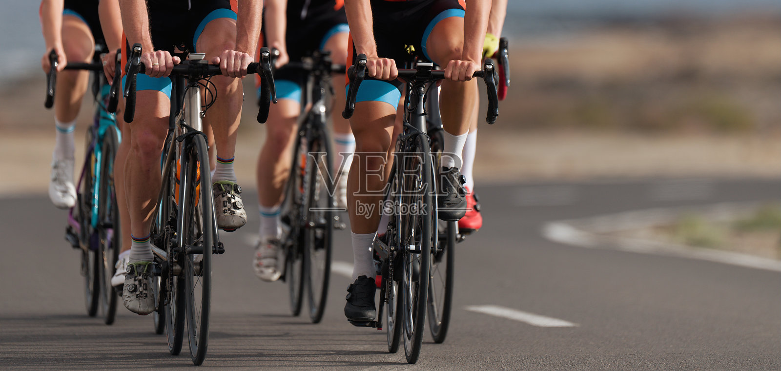 骑自行车比赛照片摄影图片