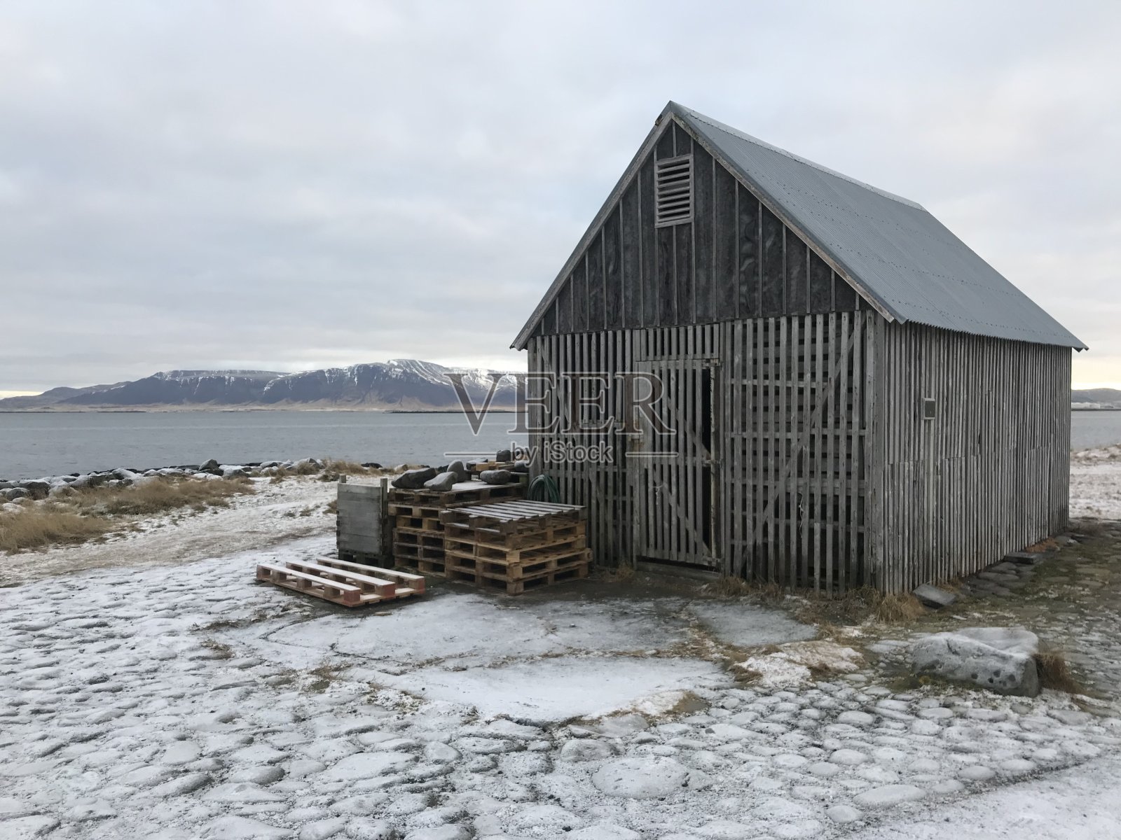 小屋在冰岛照片摄影图片