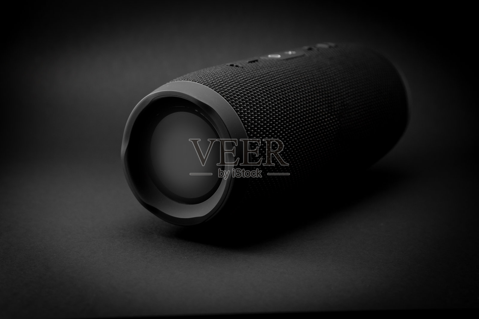 高科技设计的黑色便携音响照片摄影图片