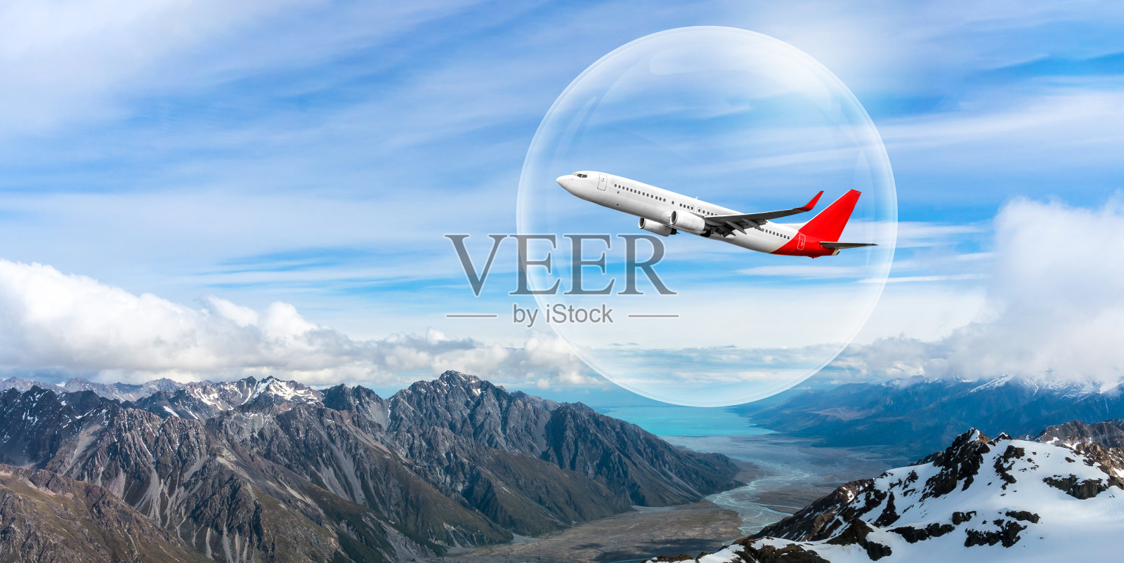 飞机旅游泡泡代表国际旅游泡泡项目，振兴旅游业和酒店业照片摄影图片