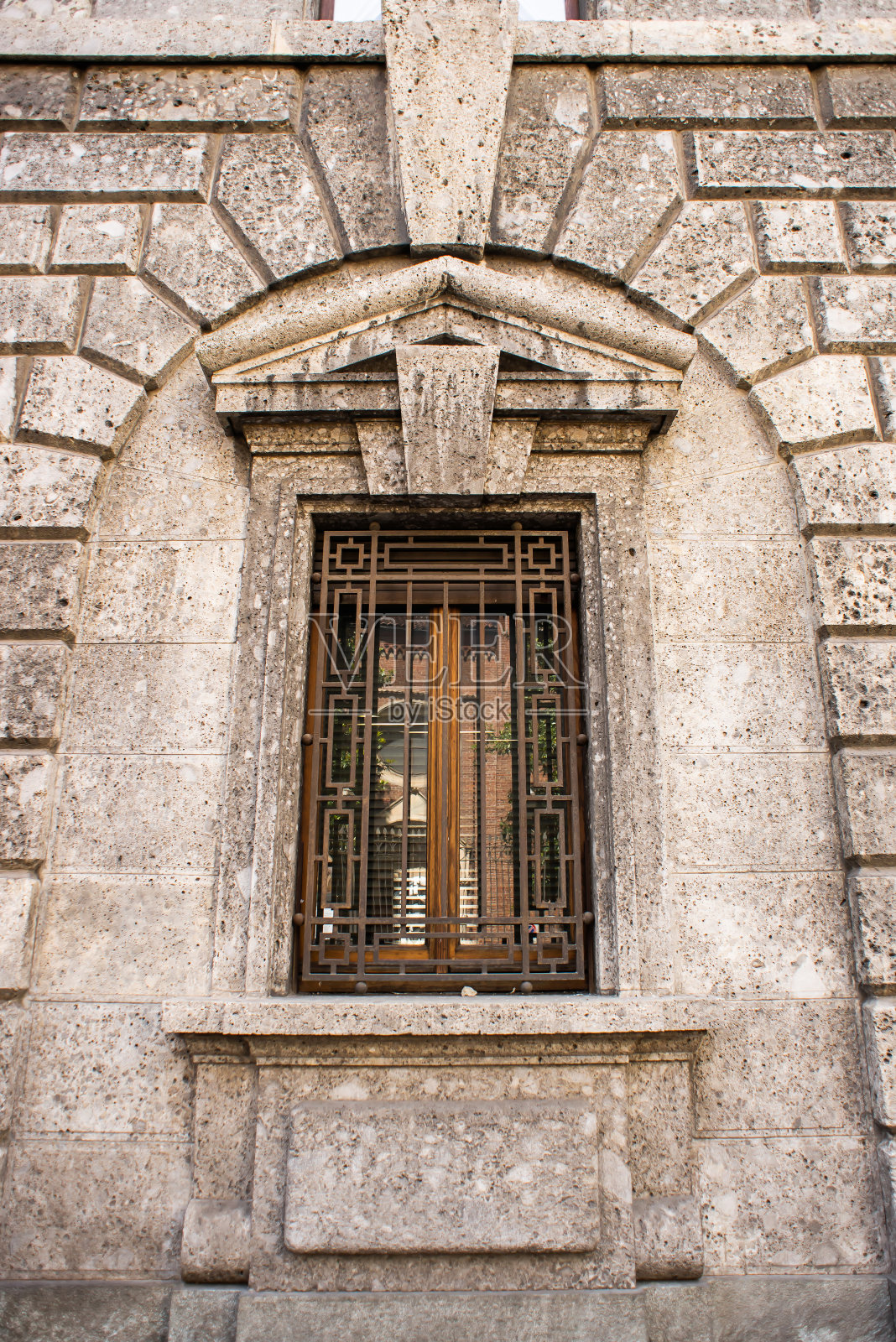 米兰的旧美丽的窗户。照片摄影图片