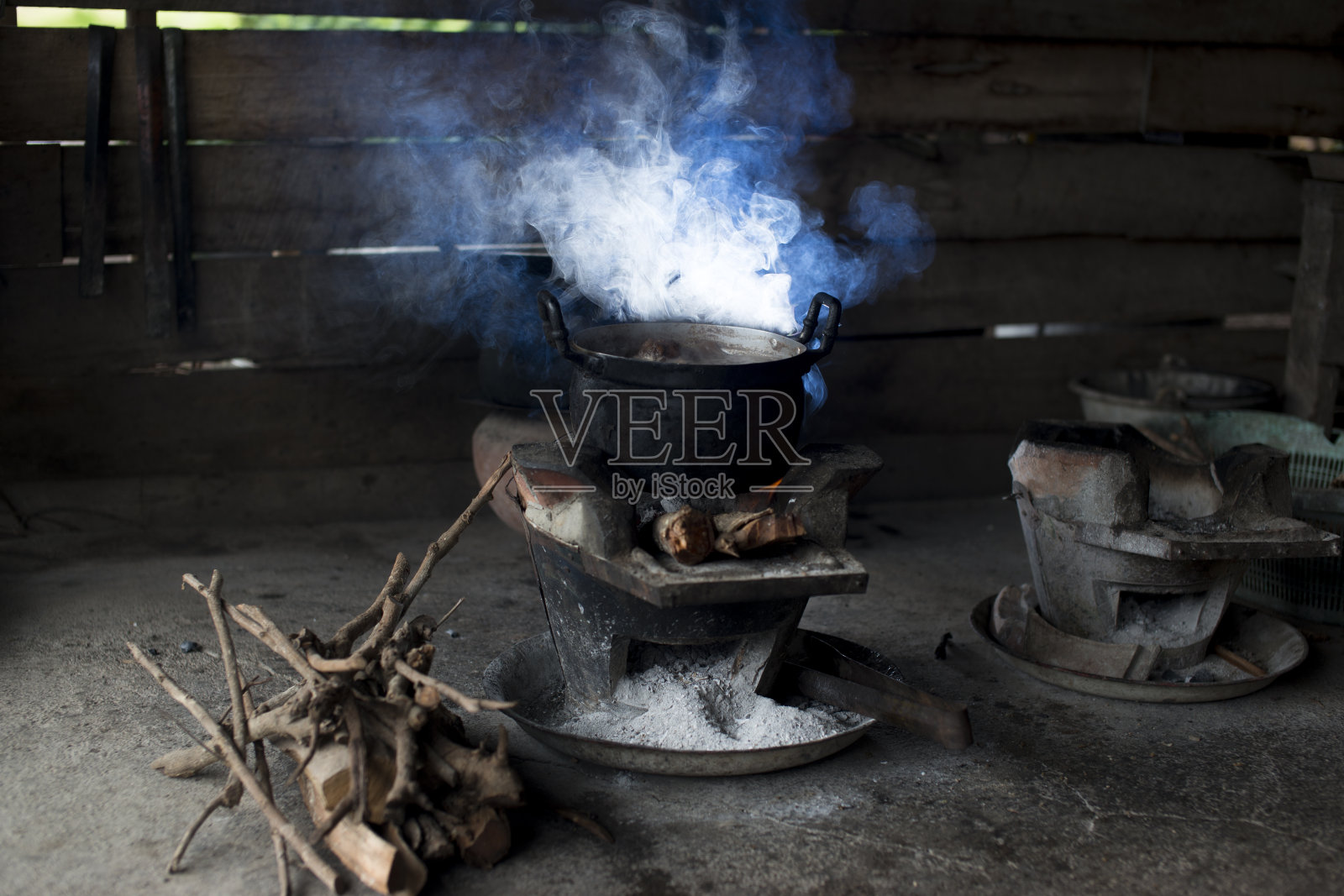 泰国乡村的传统厨房照片摄影图片