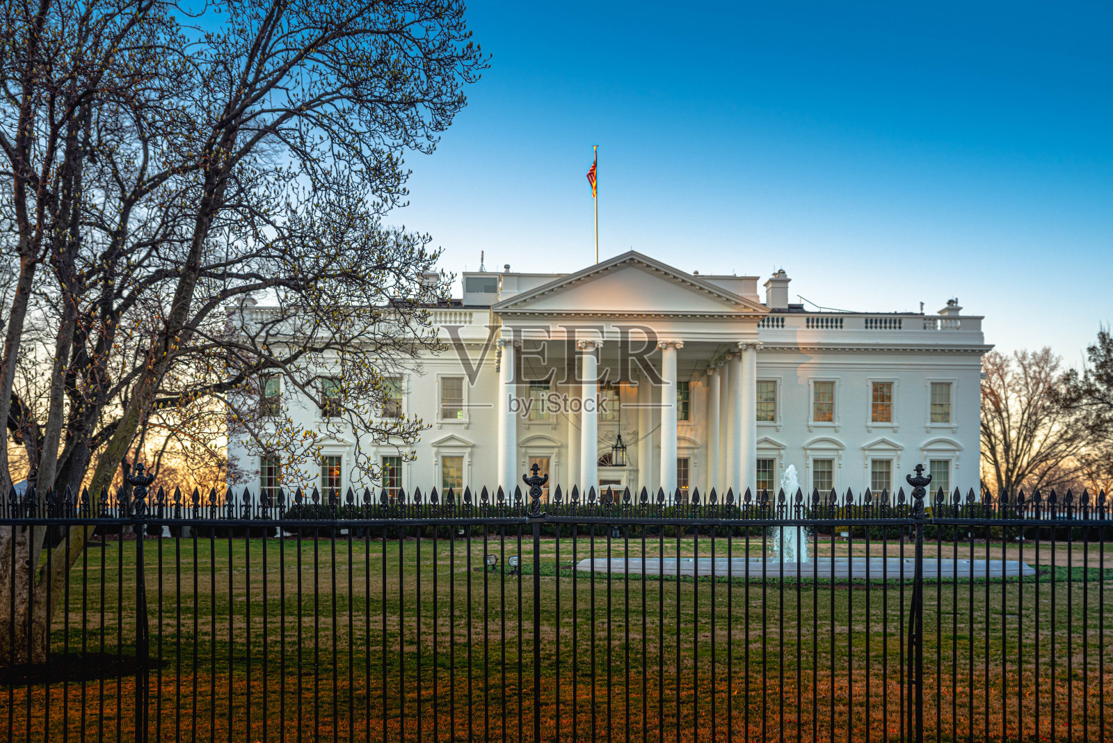白宫清晨的阳光照片摄影图片